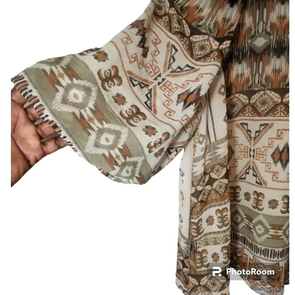 Calvin Klein Printed Crew Neck Elbow Length Sleeve Blouse Size Large - Picture 3 of 12